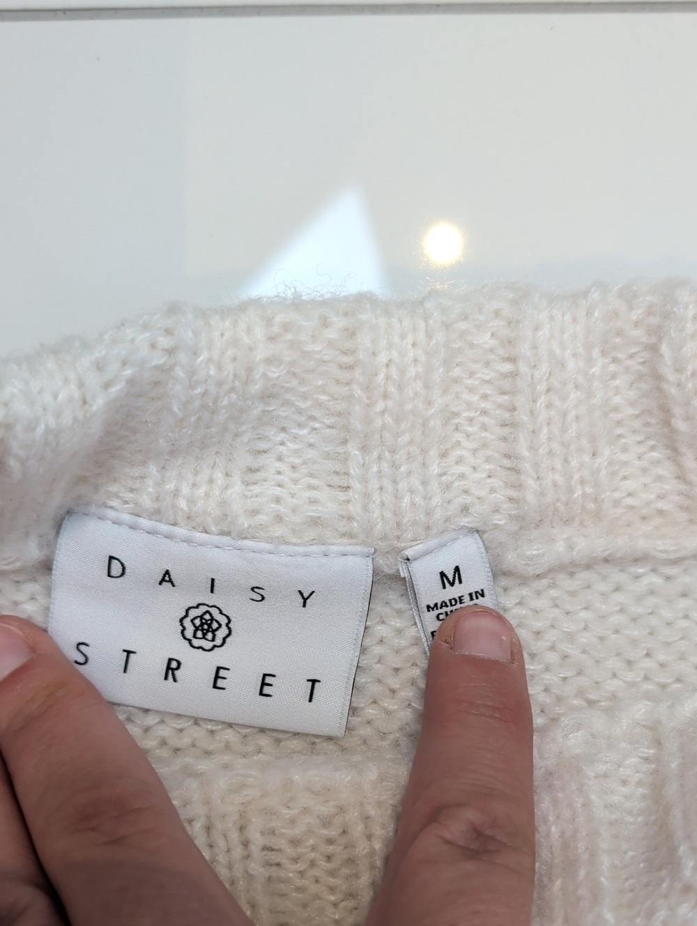 EUC Daisy Street White Lemon Knit Crop Sweater M - Picture 4 of 13